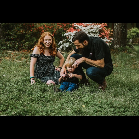 Meet your posher! - Picture 2 of 4